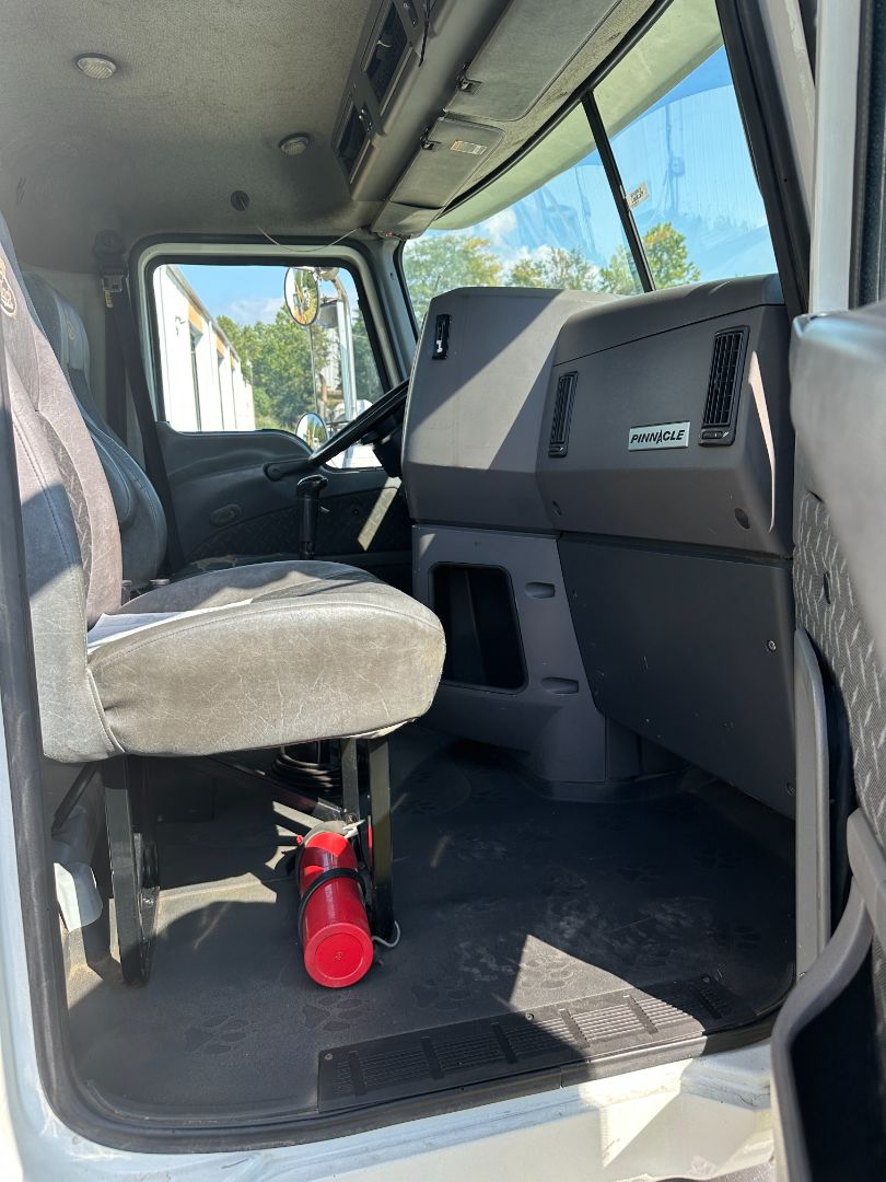 2008 MACK CHU613 - Image 16